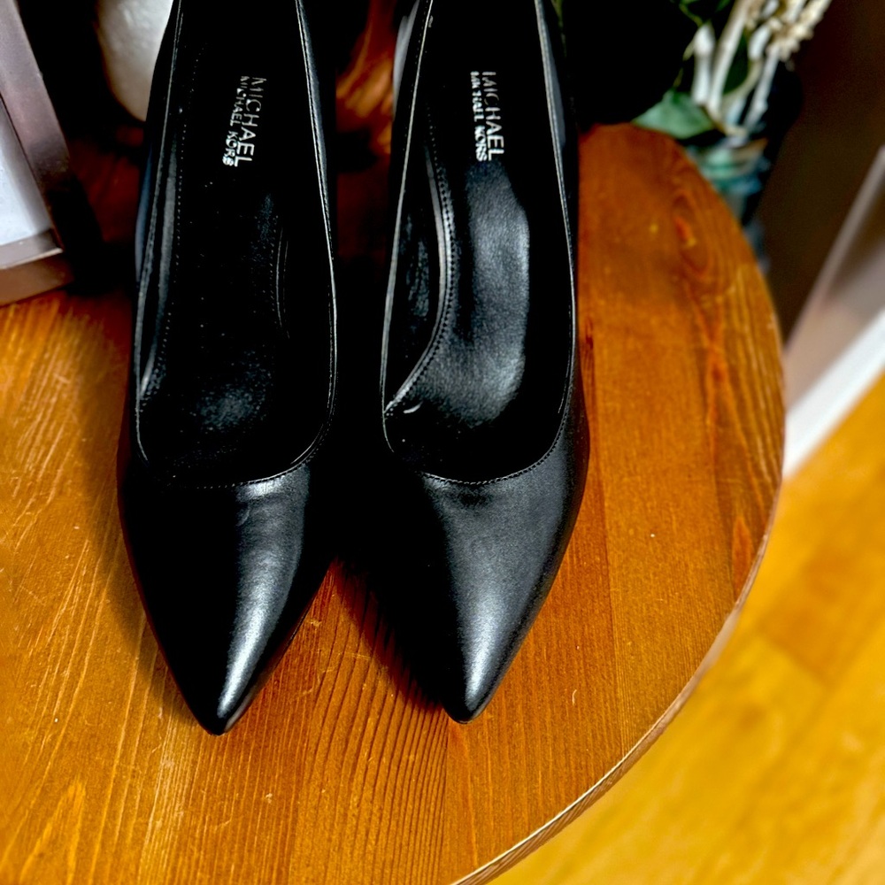 Michael Kors MILLY FLEX PUMP